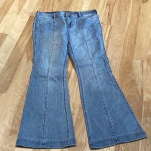 Altar’d State Averie Loose Flare Size 31